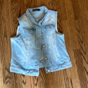 AllergraK denim vest